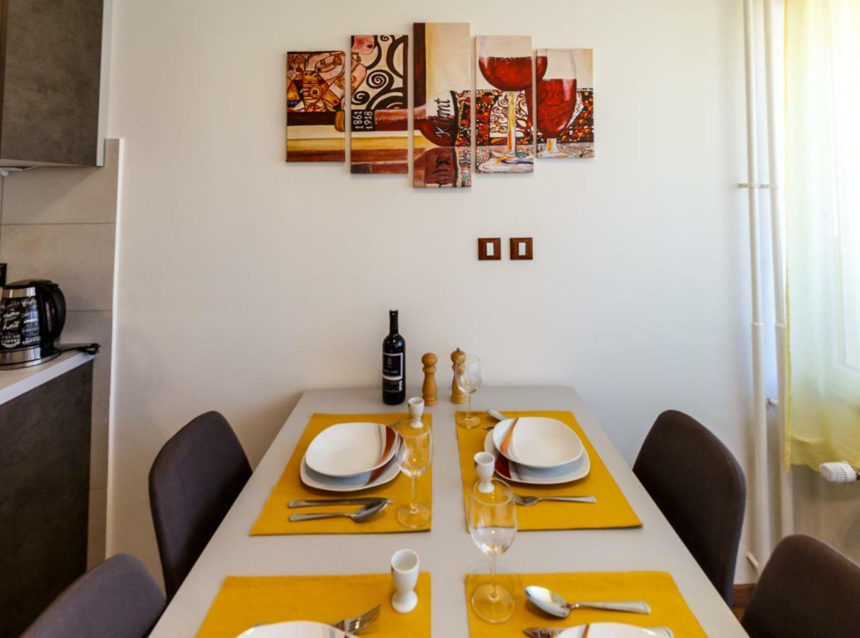 Apartment Arnold Rijeka Bagian luar foto